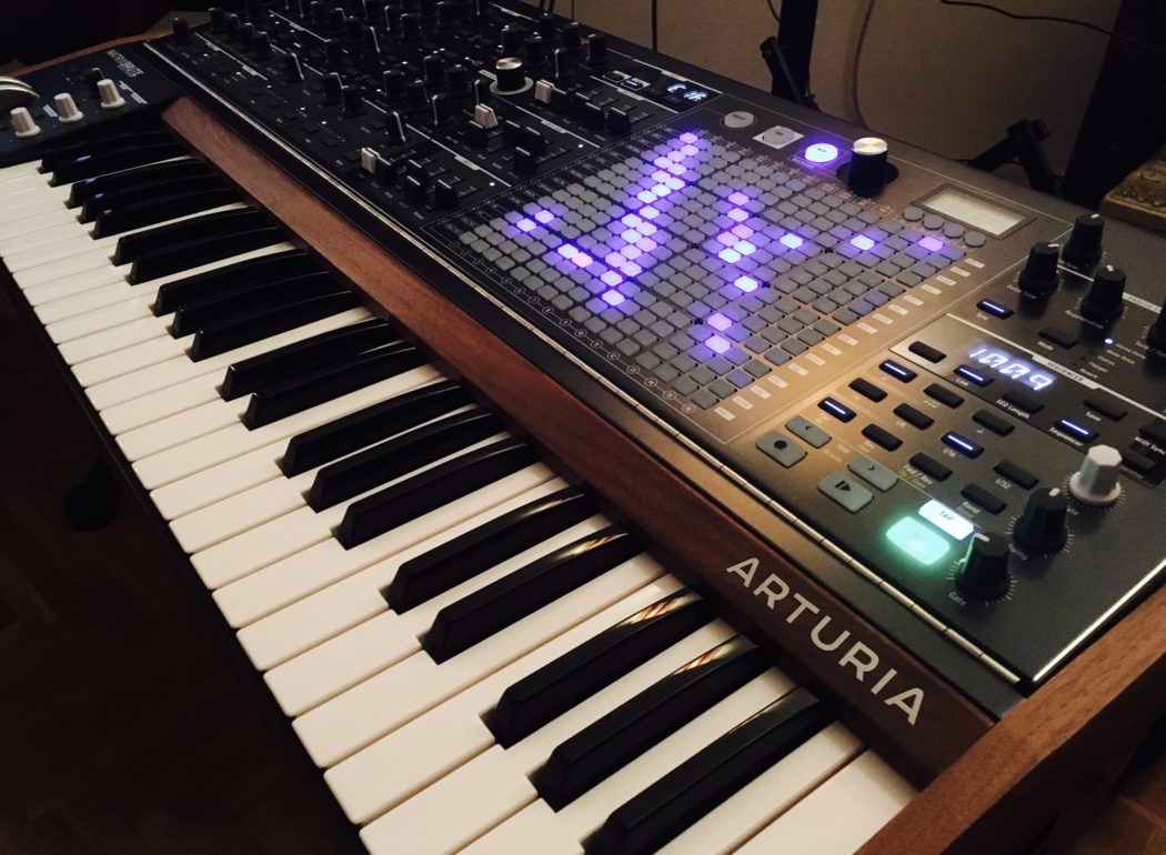 You are currently viewing Arturia Matrixbrute. Обзор прошивки 2.0